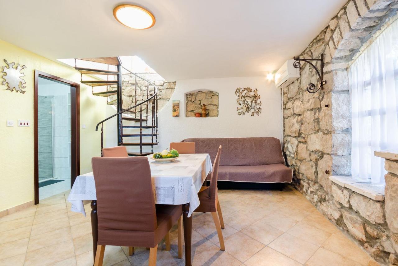 Apartment Josip 플로민 외부 사진